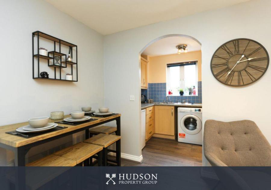 Telford 2-Bedroom Apartment Kültér fotó